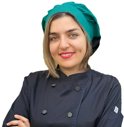 مینا غفوری